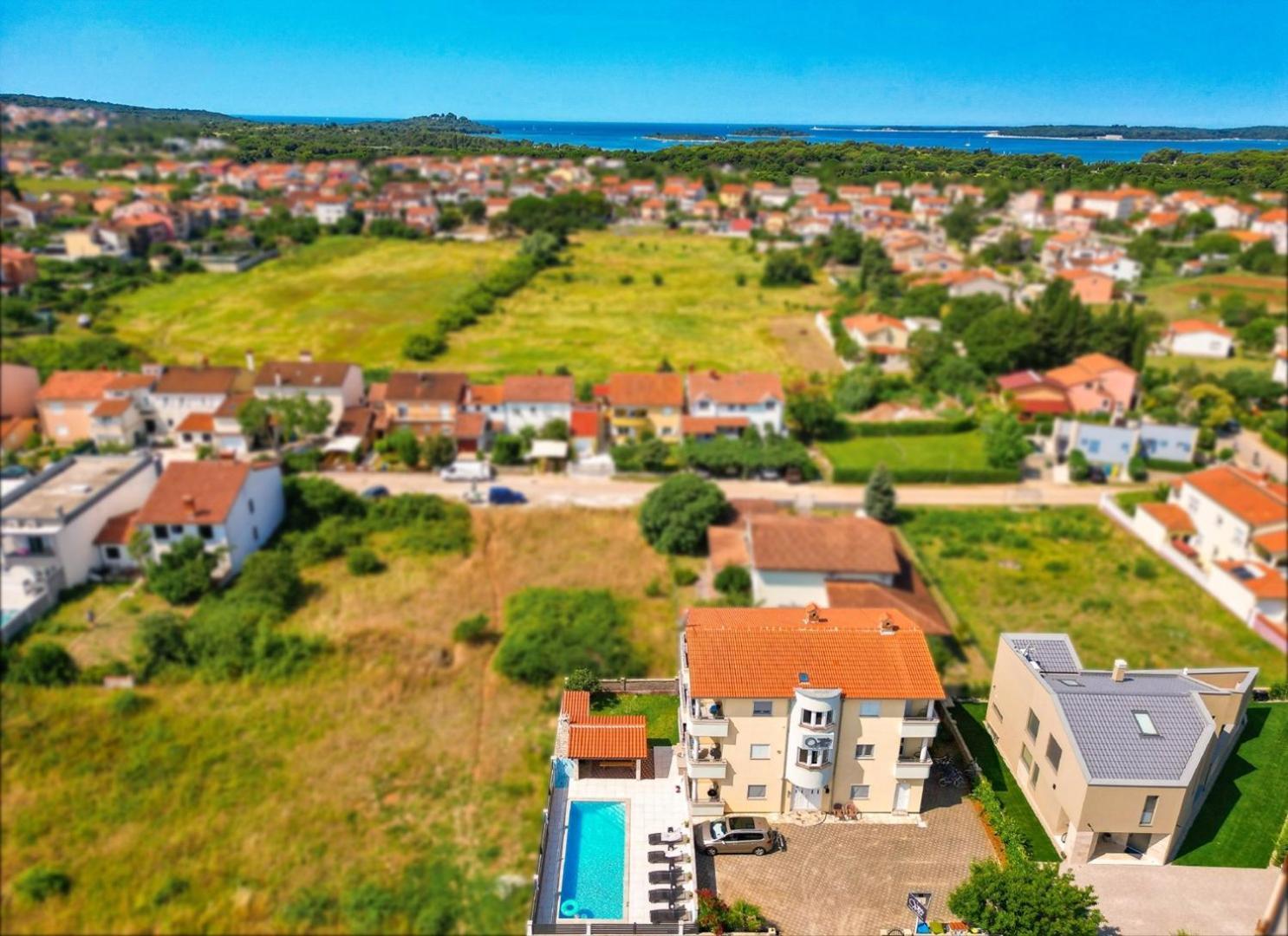 Villa Vita Apartments & Studios With Common Pool Valbandon Eksteriør bilde
